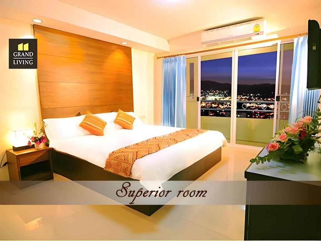 Grand Living Residence Chiang Mai Exterior photo