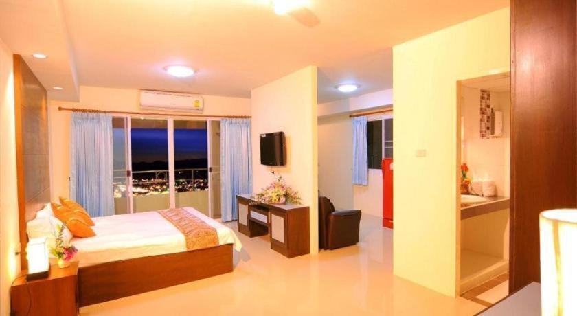 Grand Living Residence Chiang Mai Exterior photo